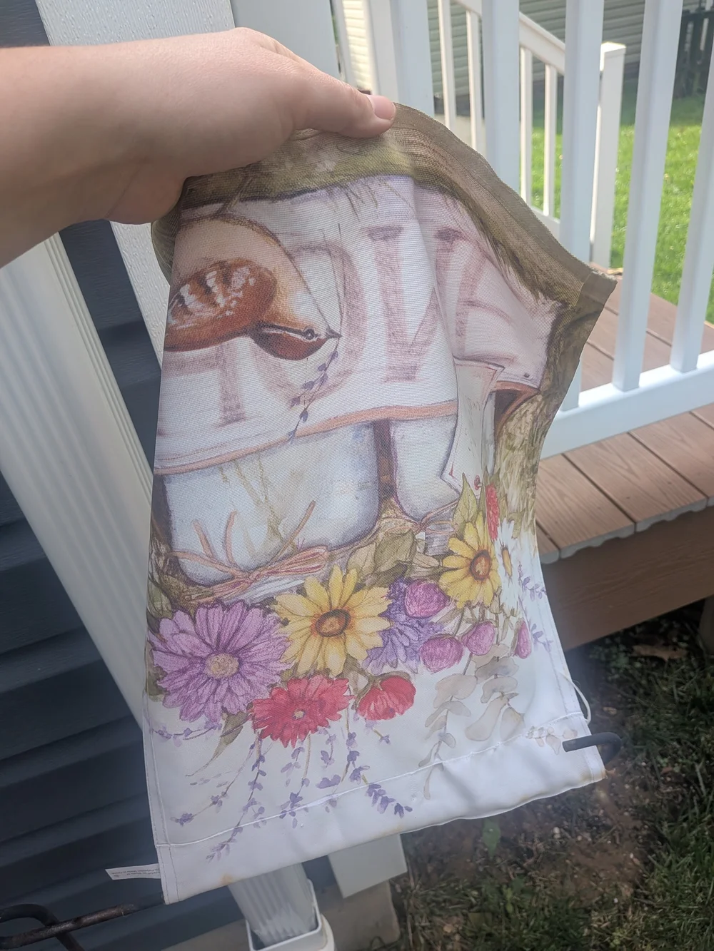Home Floral Garden Flag - White with Multicolor Bouquet